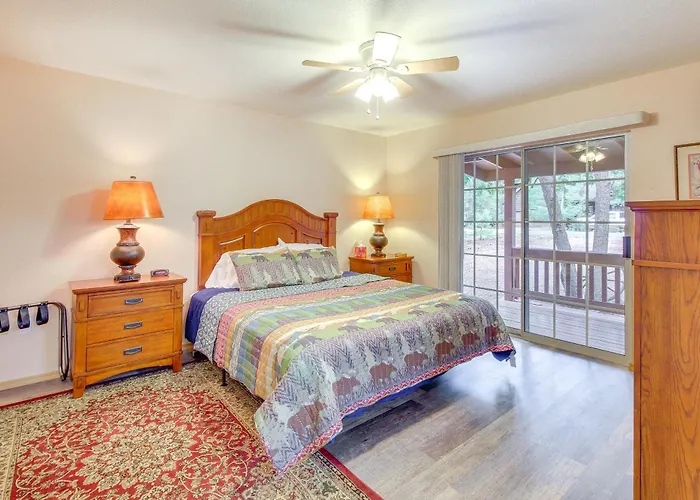 Holiday home 4 Mi To Lake: Pet-friendly In *