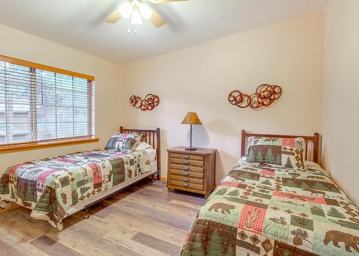 Holiday home 4 Mi To Lake: Pet-friendly In *